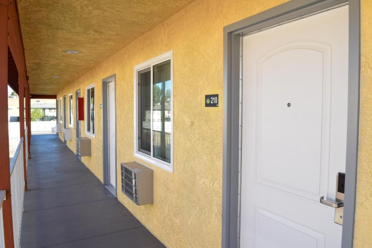 Mojave Inn Victorville Eksteriør billede